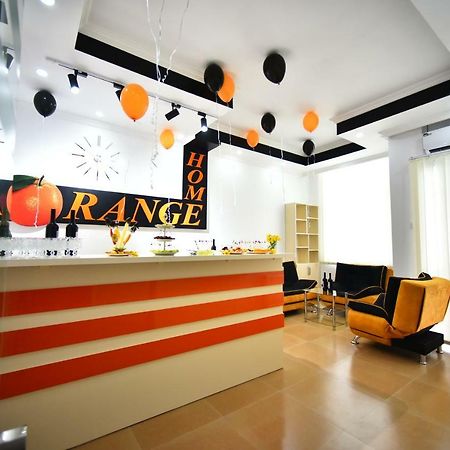 Orange Home Hotel バトゥーミ エクステリア 写真